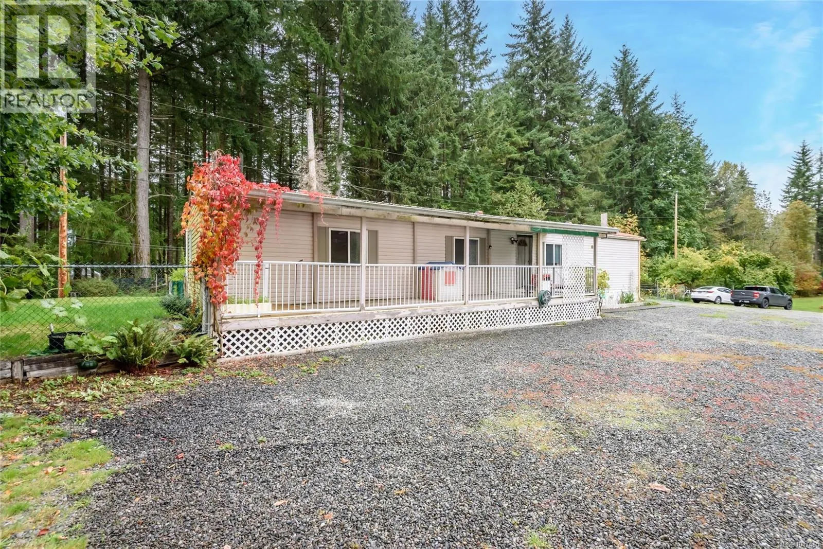 A/B 2826 Bruce Rd