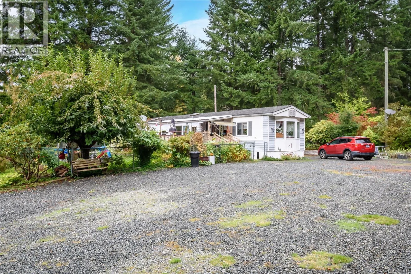 A/B 2826 Bruce Rd