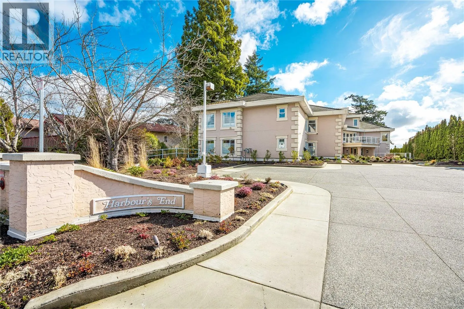 304 1 Buddy Rd