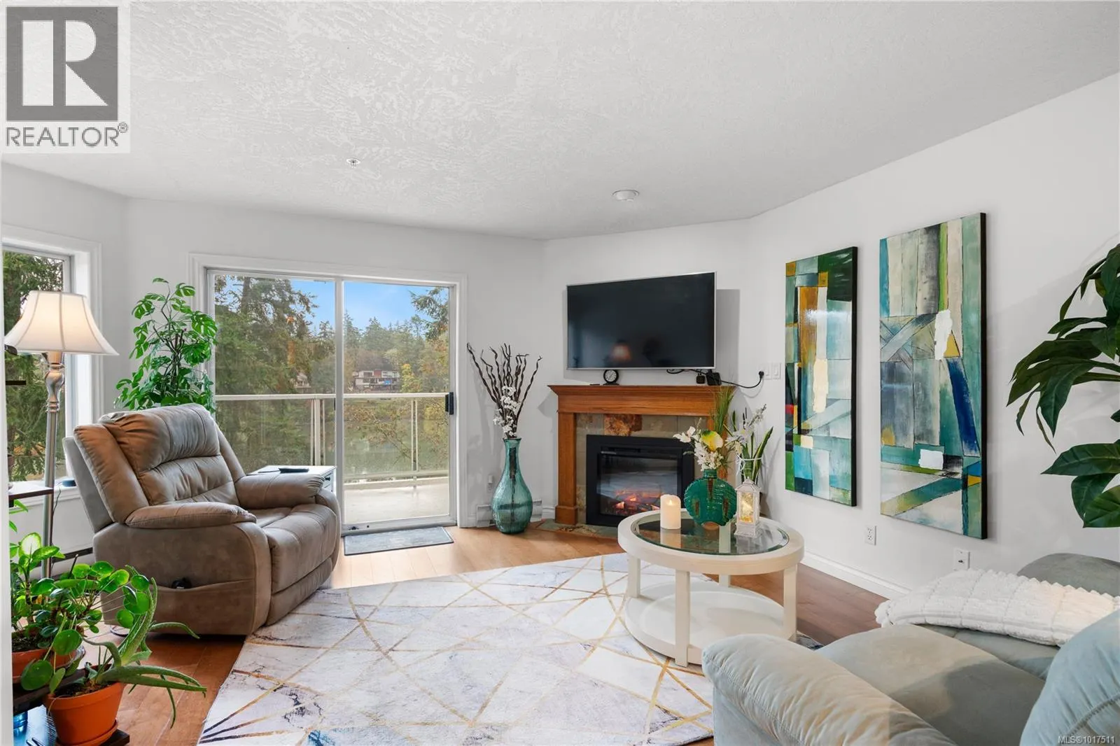 304 1 Buddy Rd