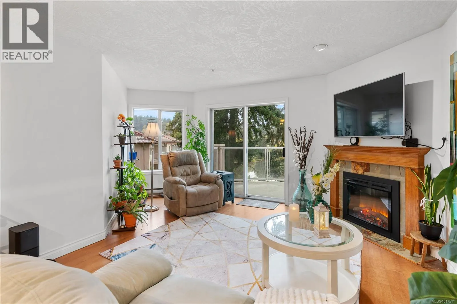 304 1 Buddy Rd