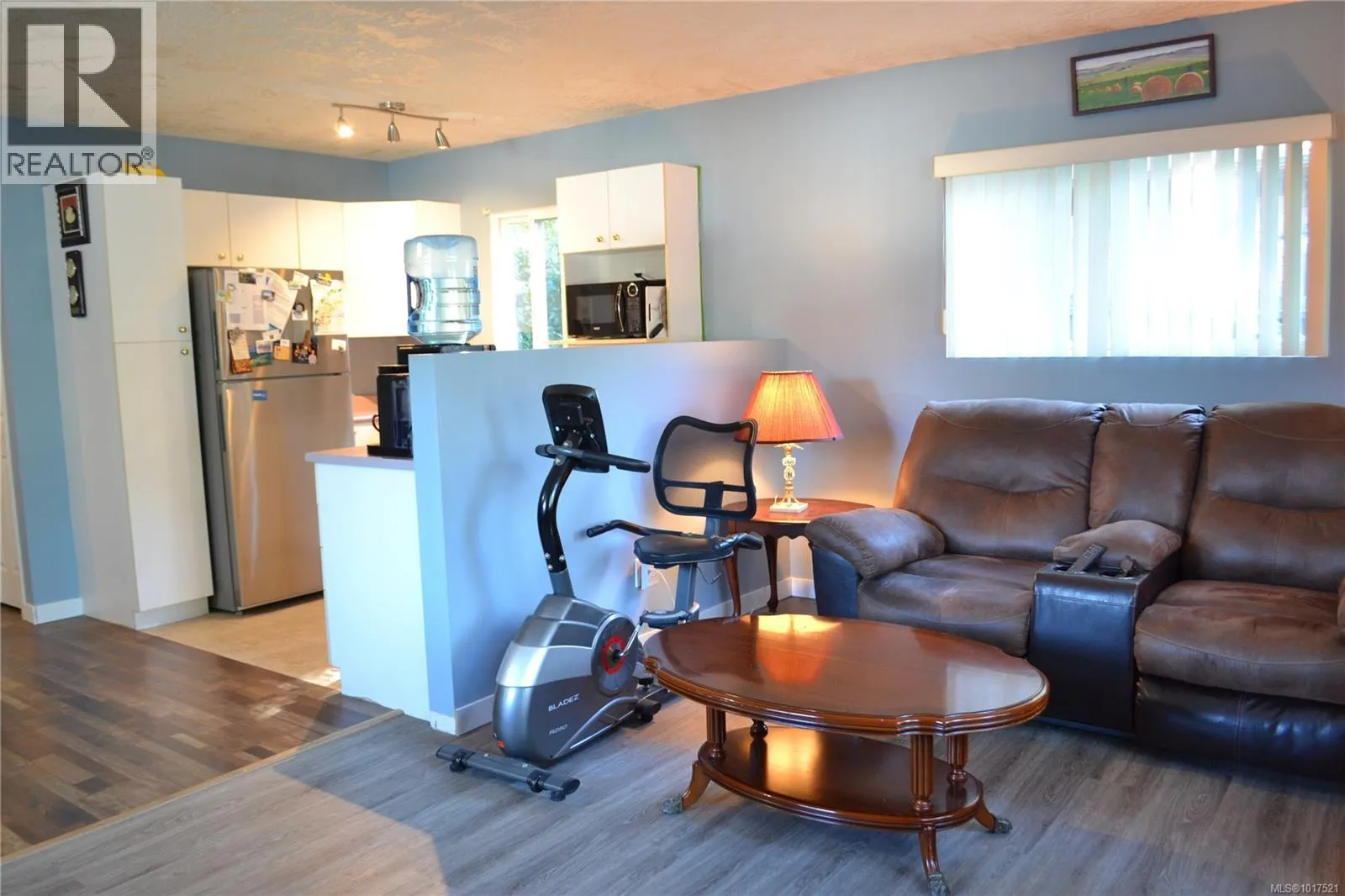 25 1201 Craigflower Rd