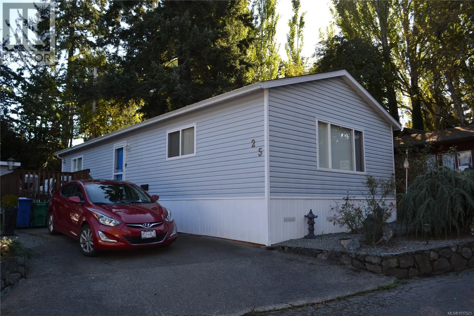 25 1201 Craigflower Rd