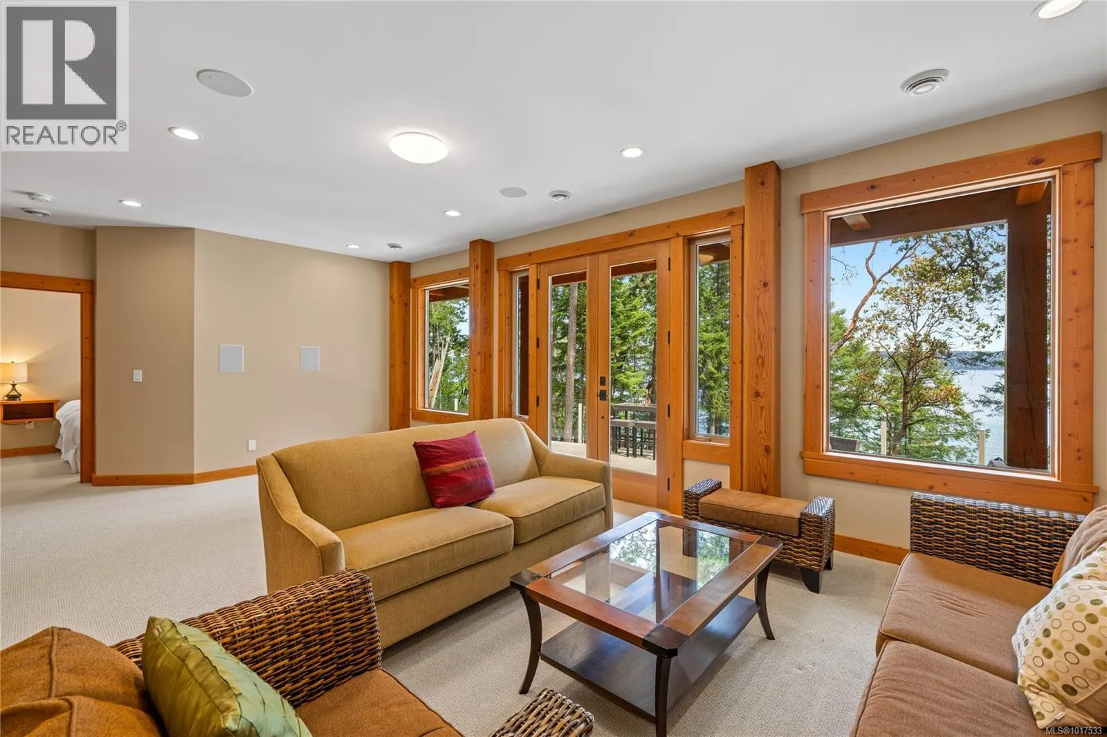 144 Sunrise Point Rd