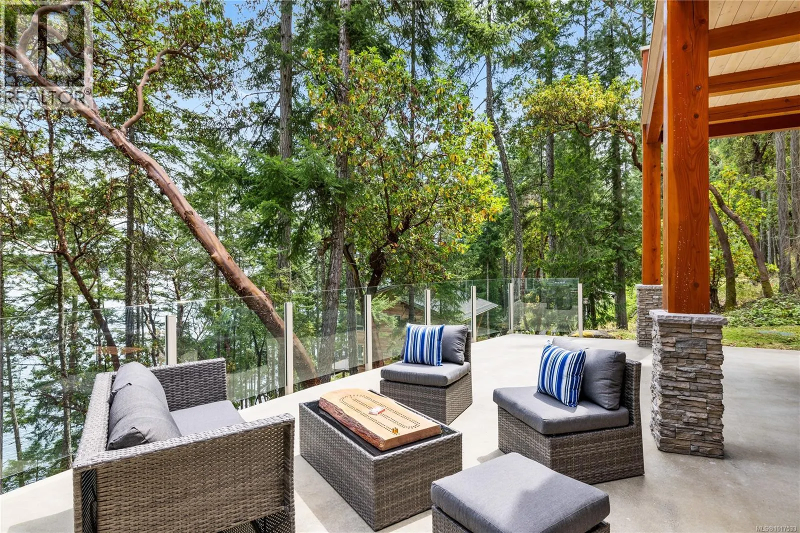 144 Sunrise Point Rd