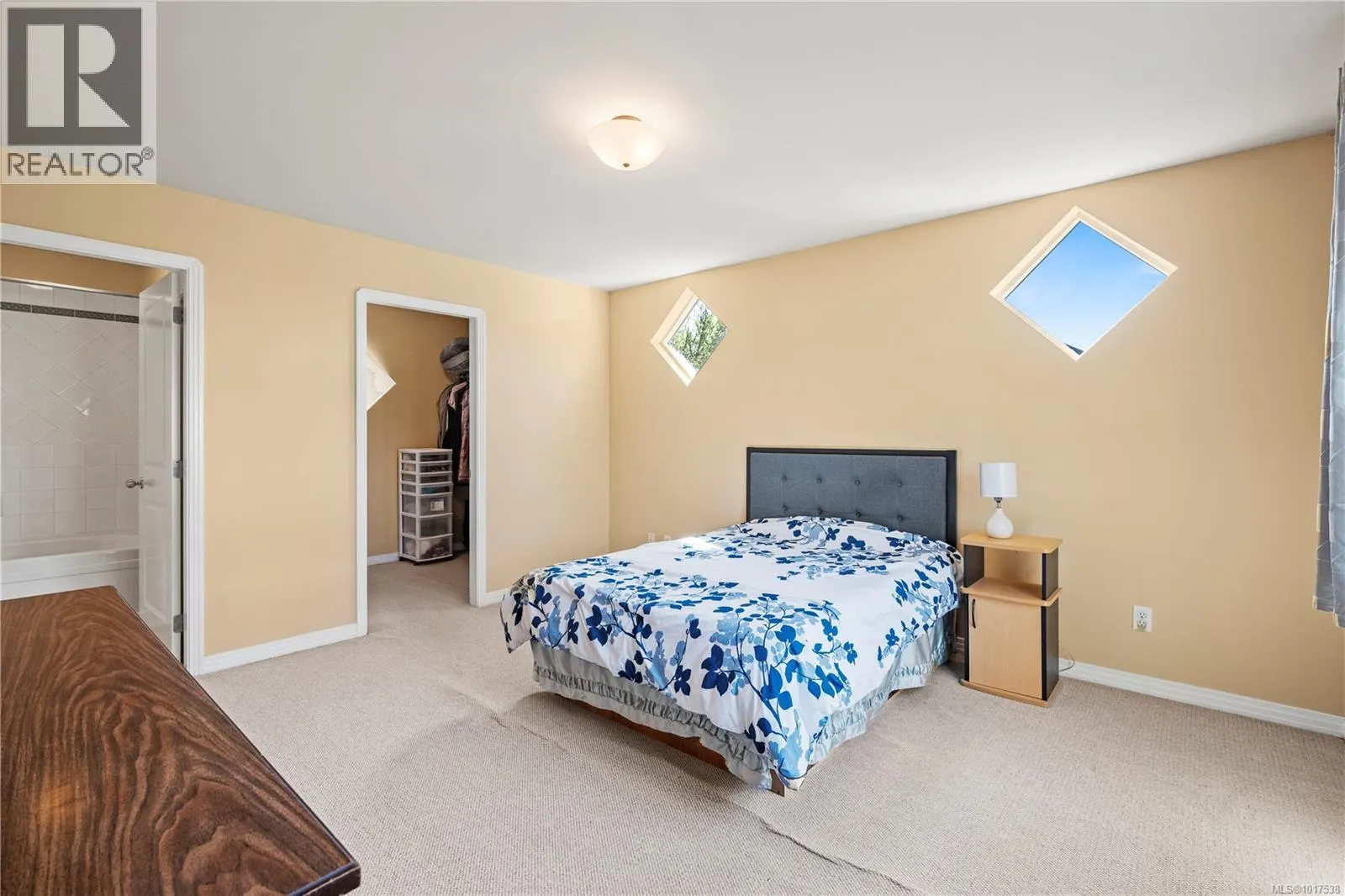2901 Harriet Rd