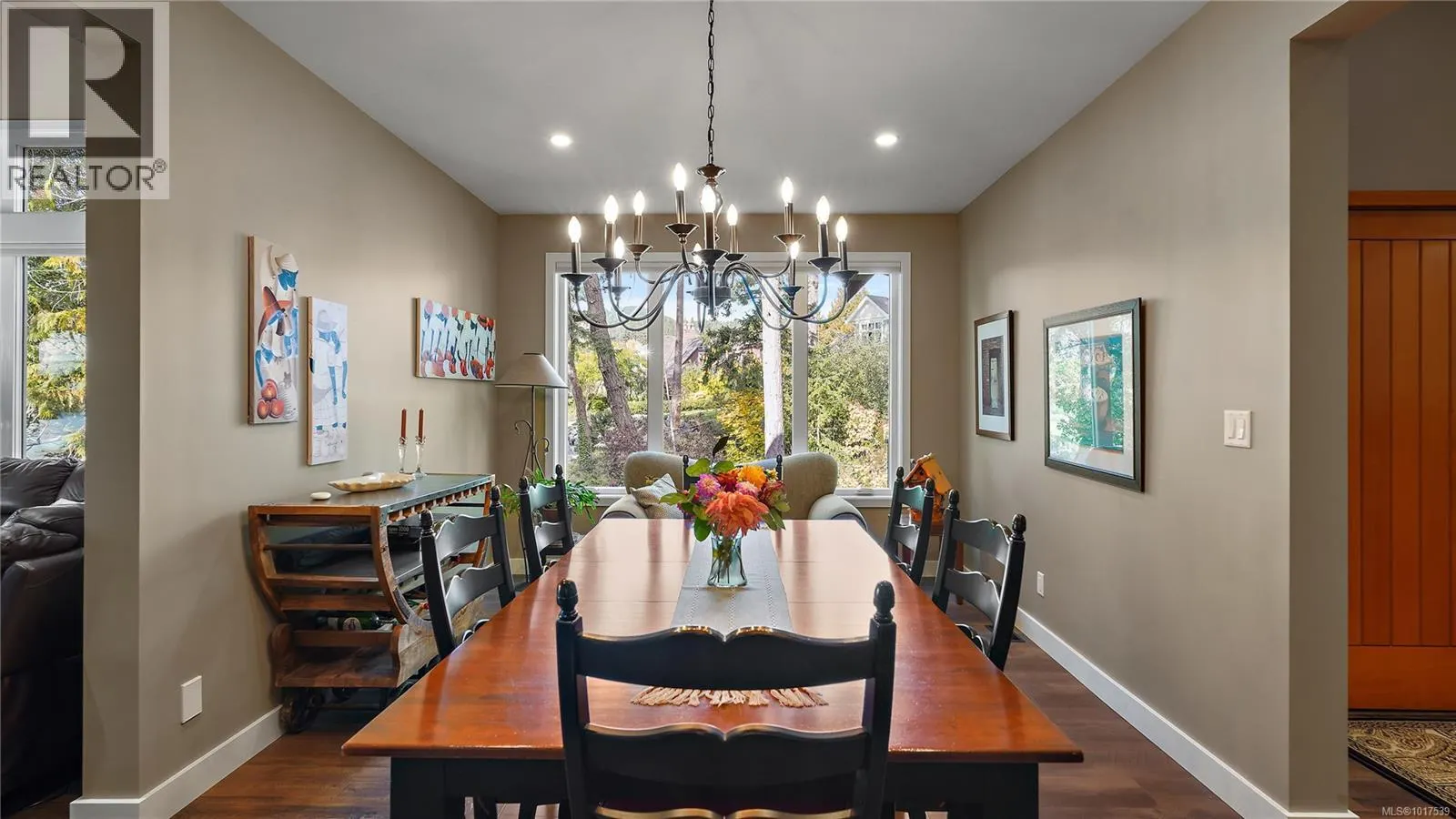 11176 Chalet Rd