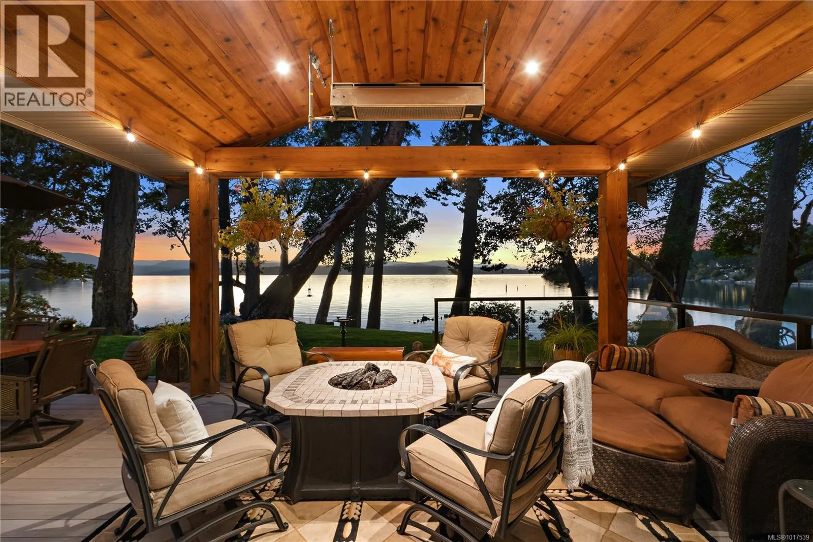 11176 Chalet Rd