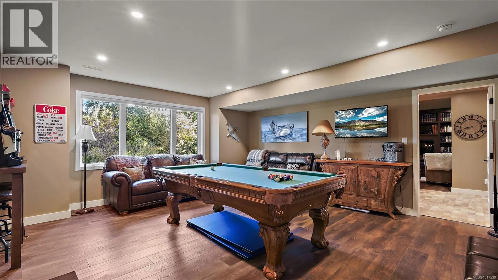 11176 Chalet Rd