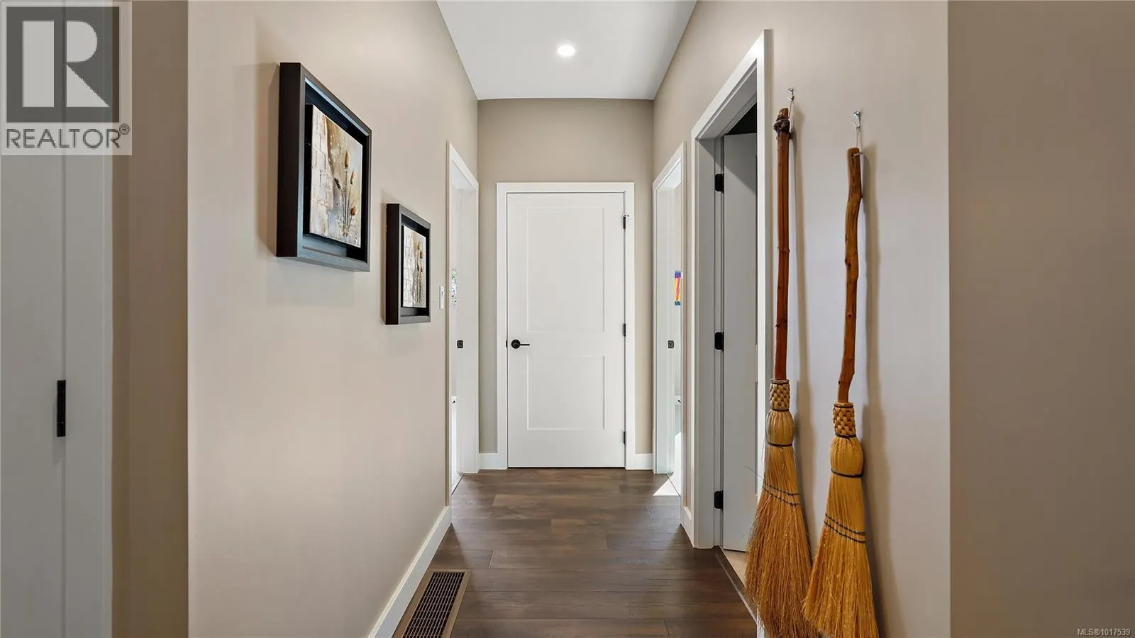11176 Chalet Rd