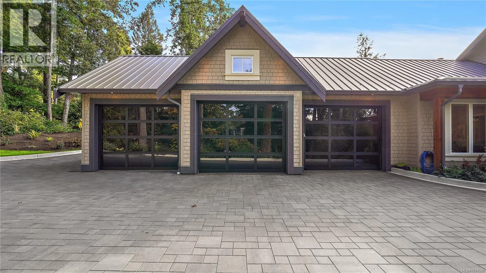 11176 Chalet Rd