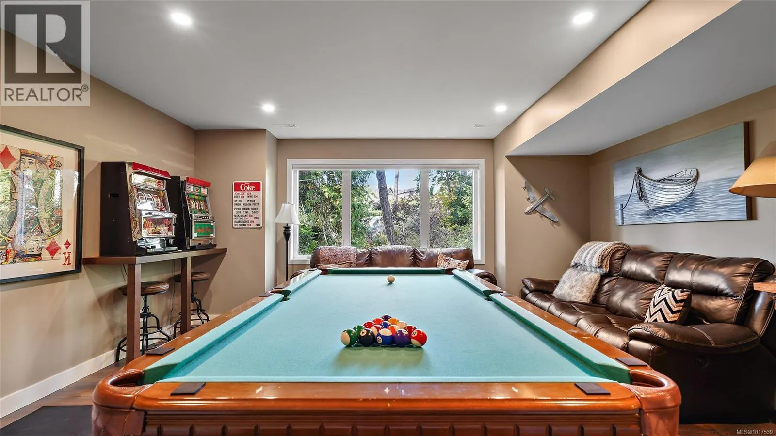 11176 Chalet Rd