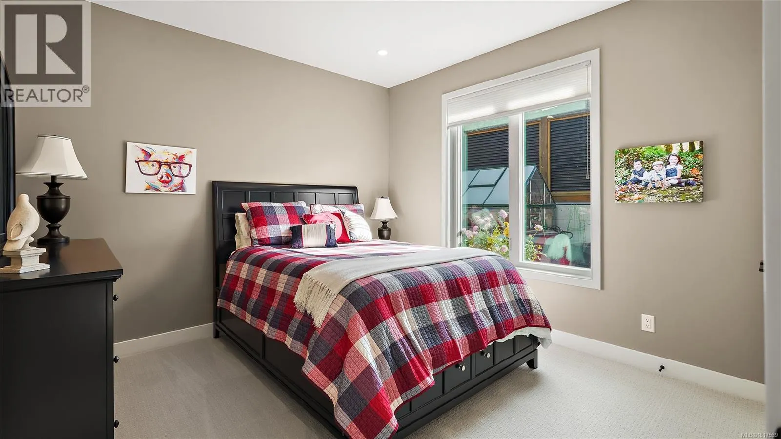 11176 Chalet Rd