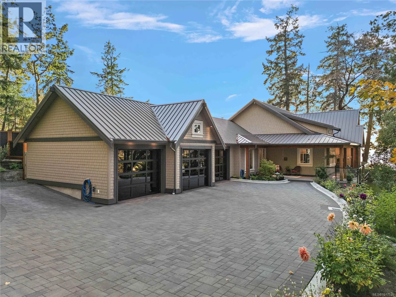 11176 Chalet Rd