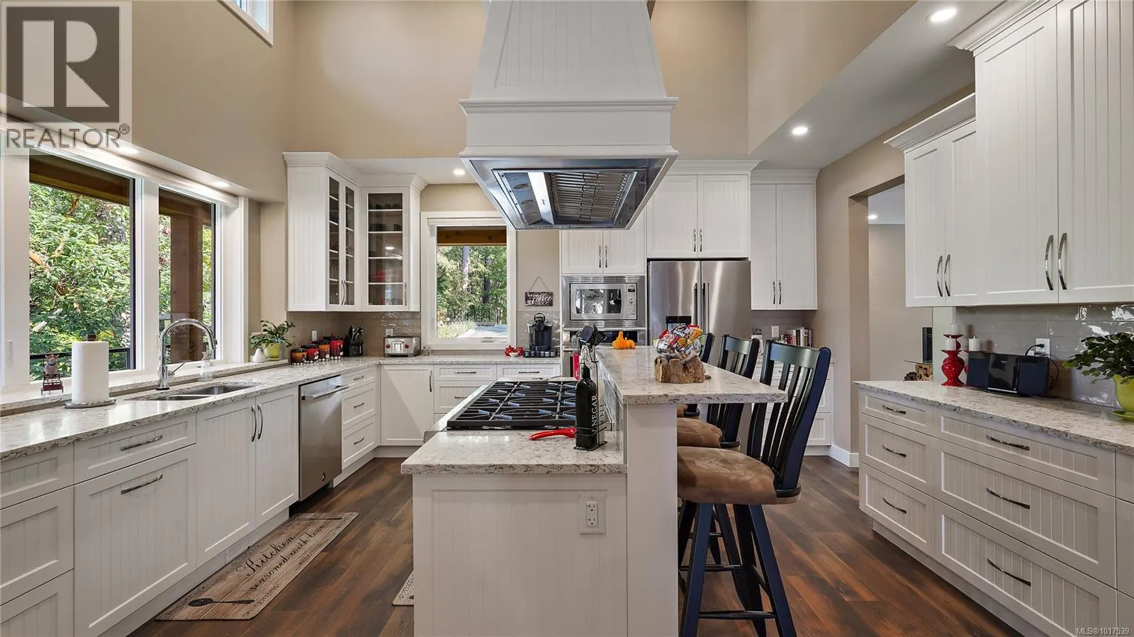 11176 Chalet Rd
