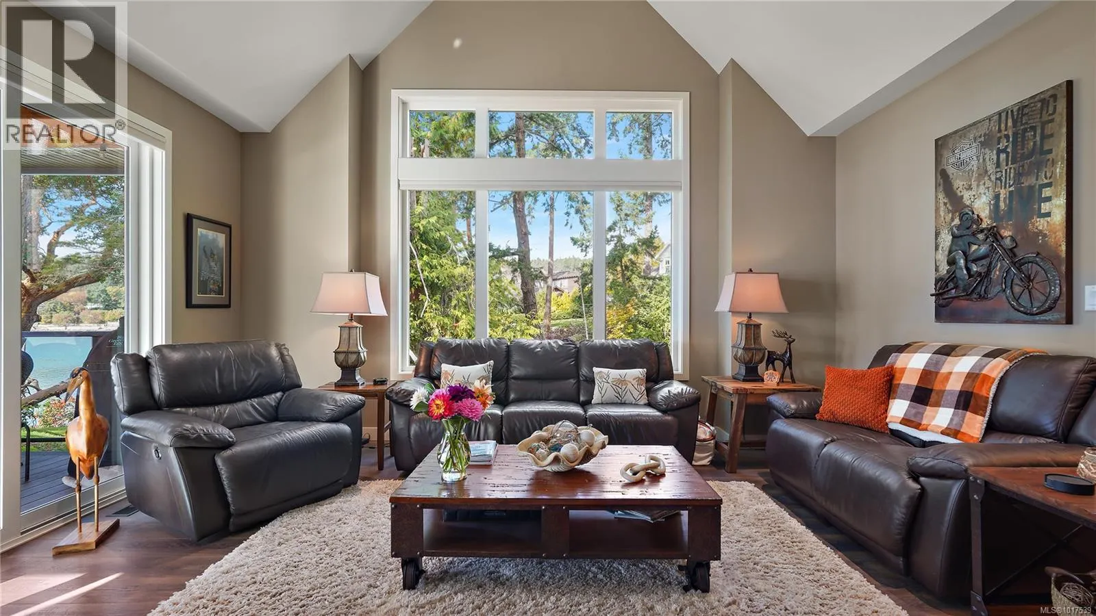 11176 Chalet Rd