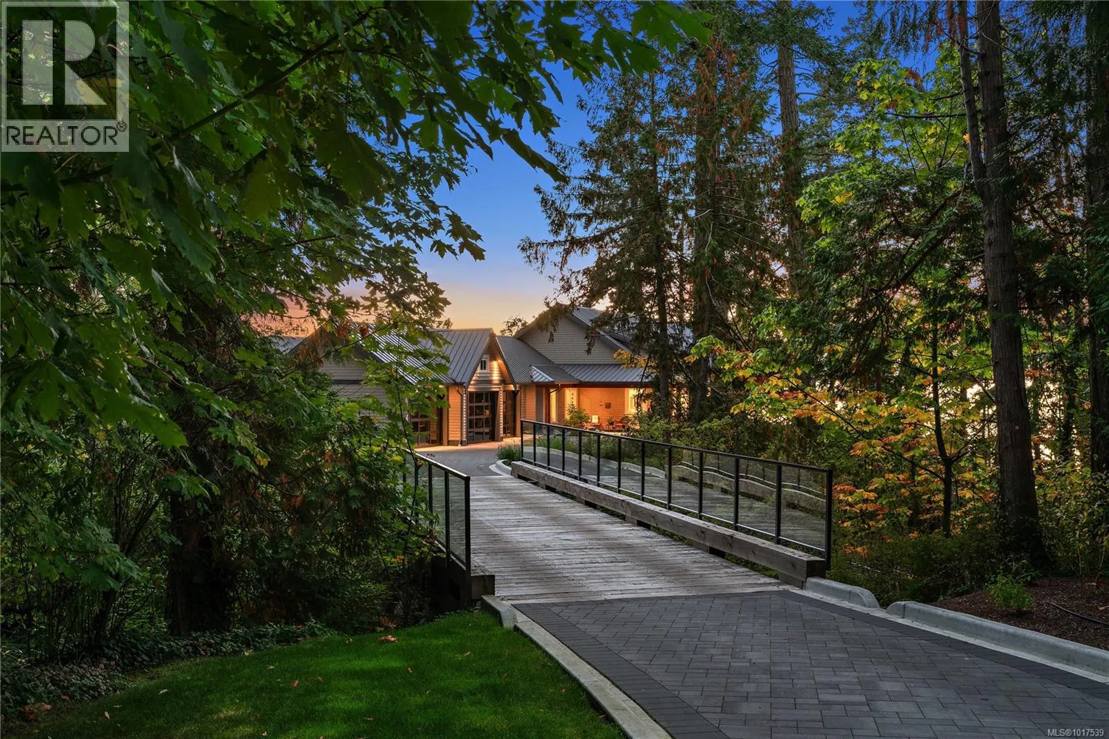 11176 Chalet Rd