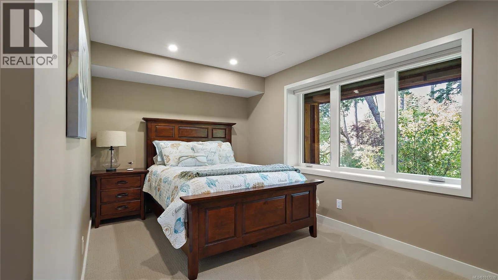11176 Chalet Rd