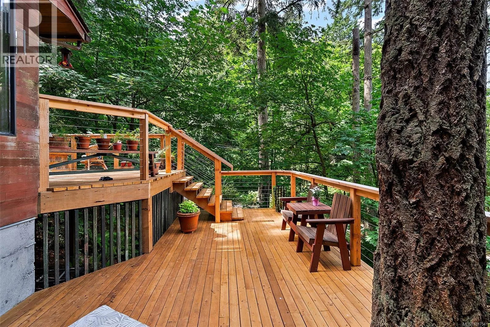 1465 Lands End Rd