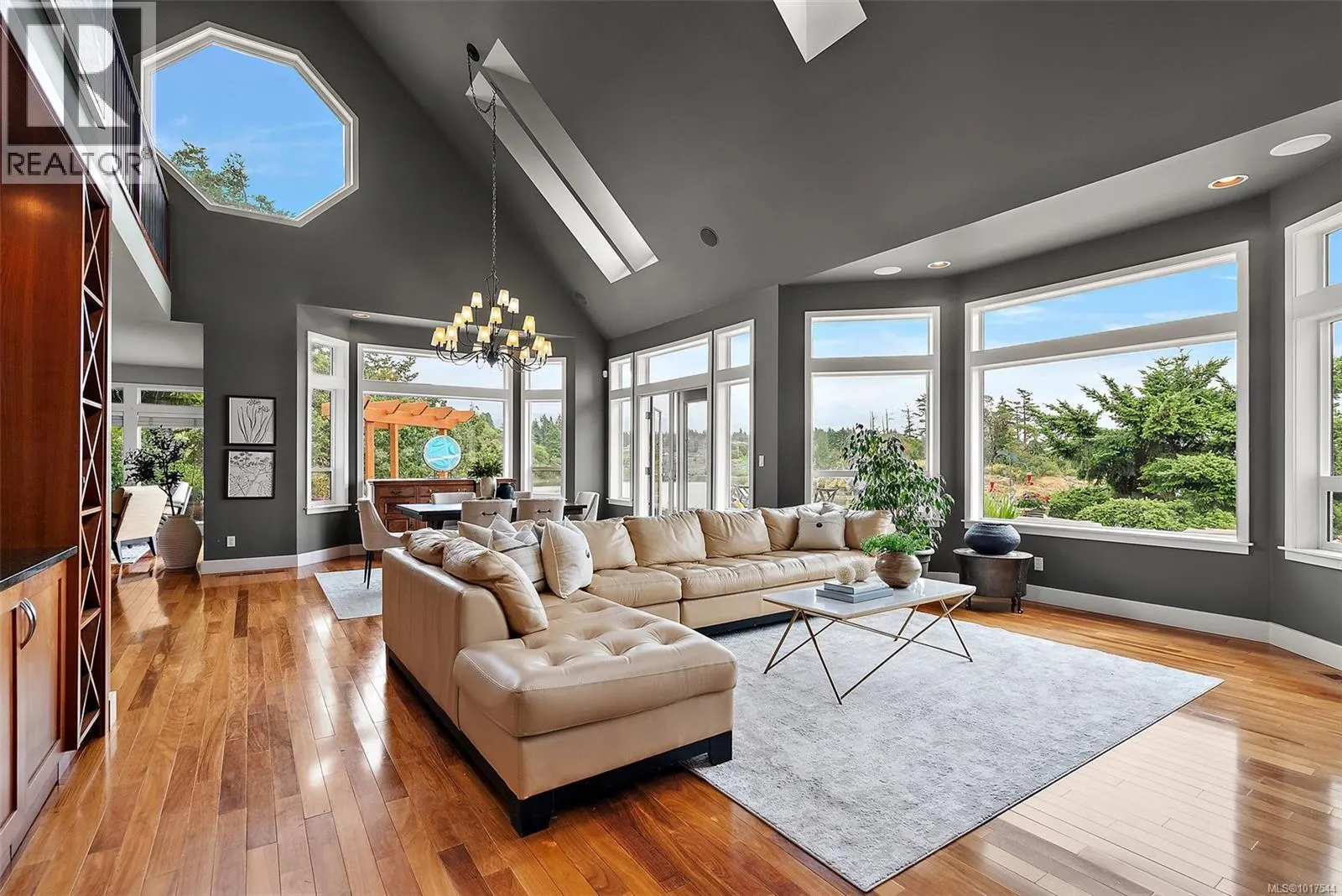 8 Lighthouse Lane