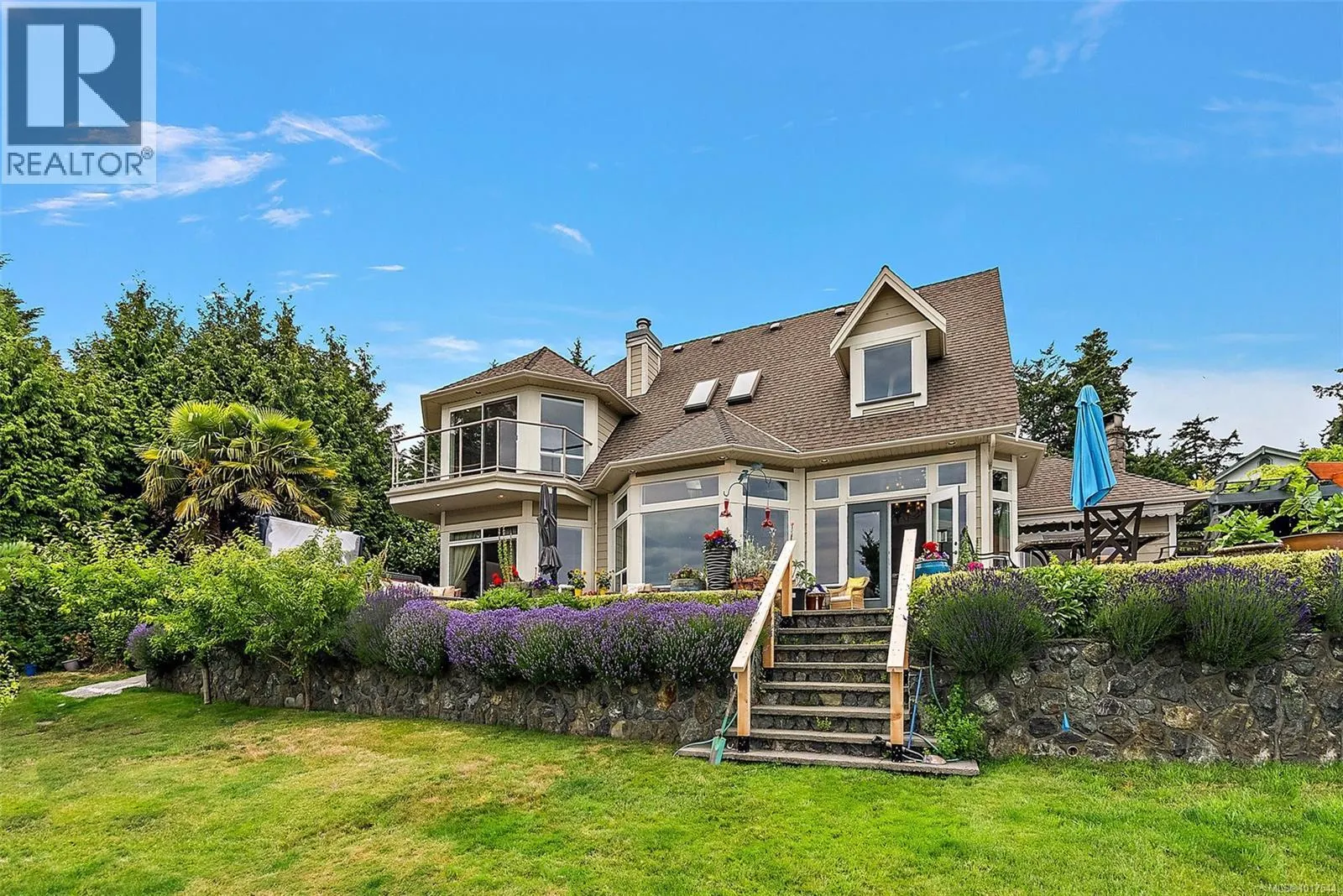 8 Lighthouse Lane