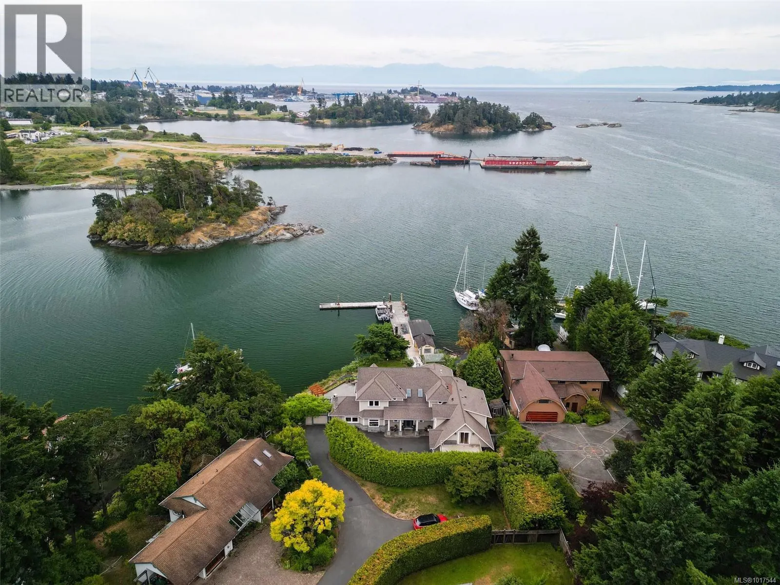 8 Lighthouse Lane