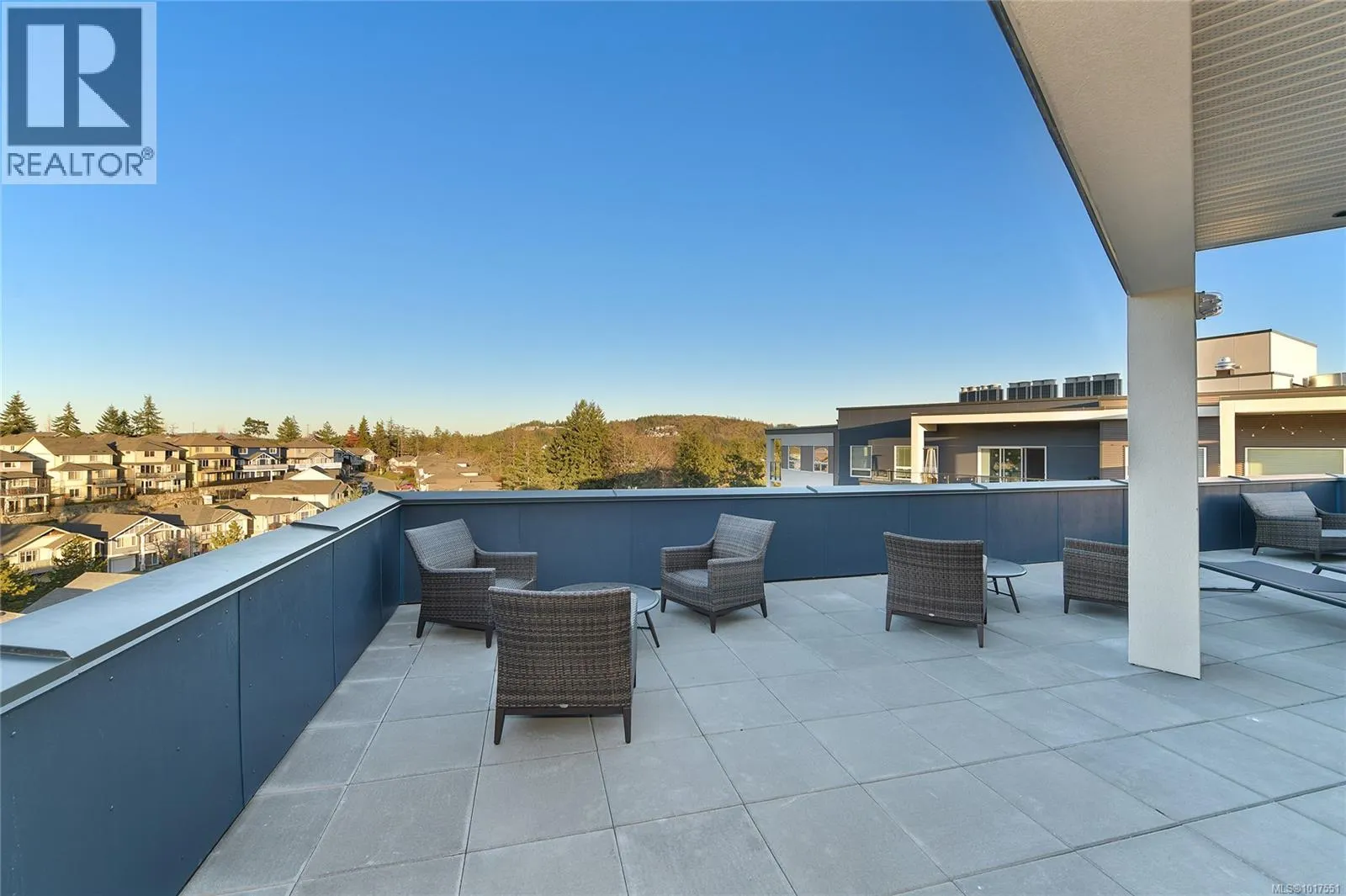 308 947 Whirlaway Cres