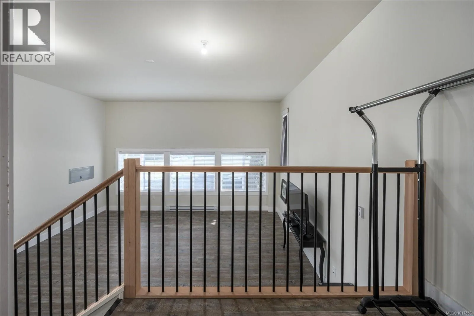 800 Colonia Dr