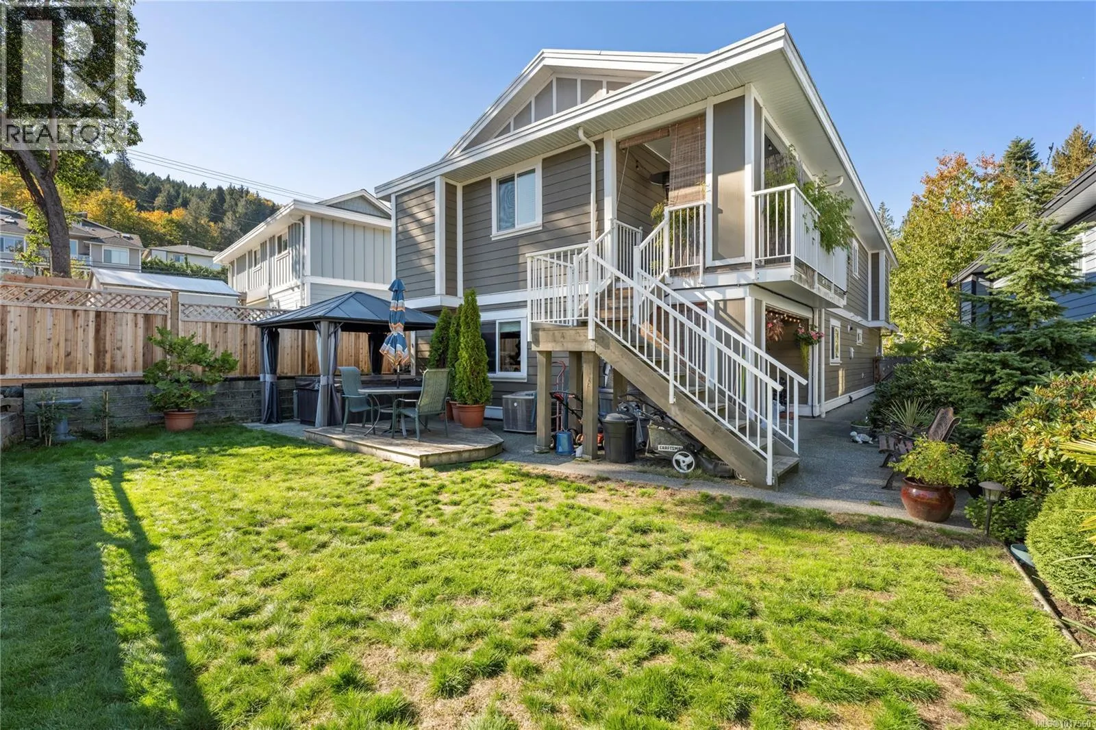5038 Renee Pl