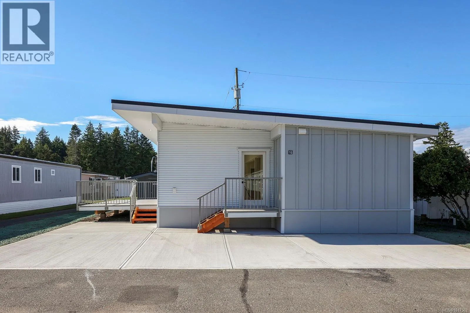 16 1240 Wilkinson Rd