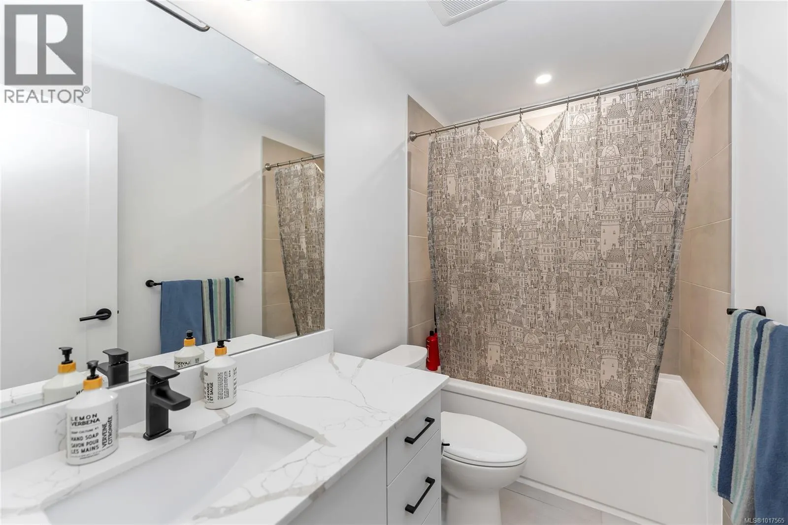 66 255 Caspian Dr