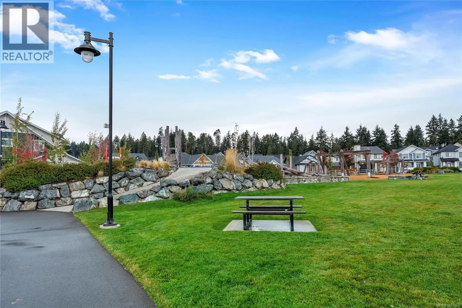 66 255 Caspian Dr