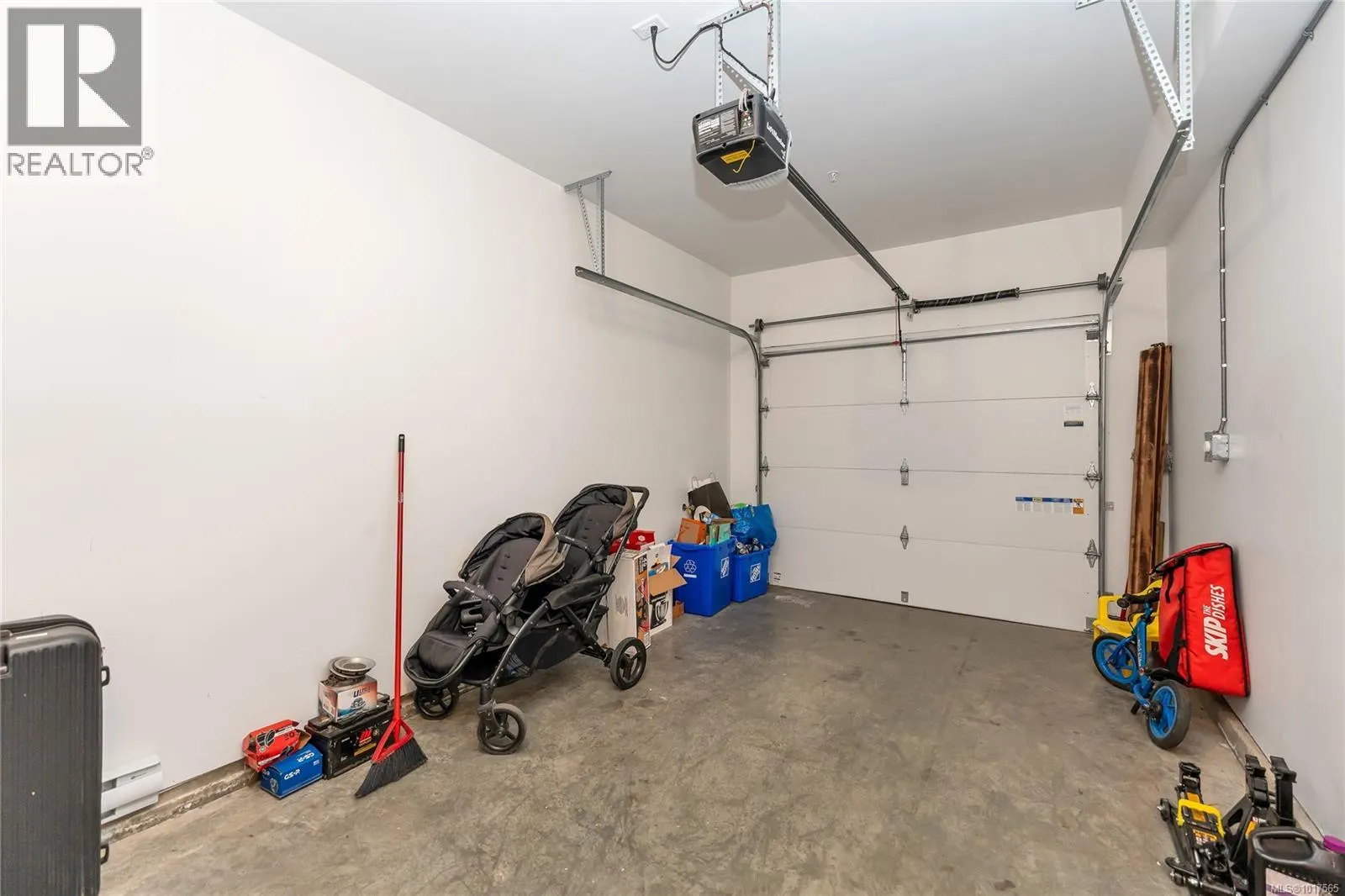 66 255 Caspian Dr