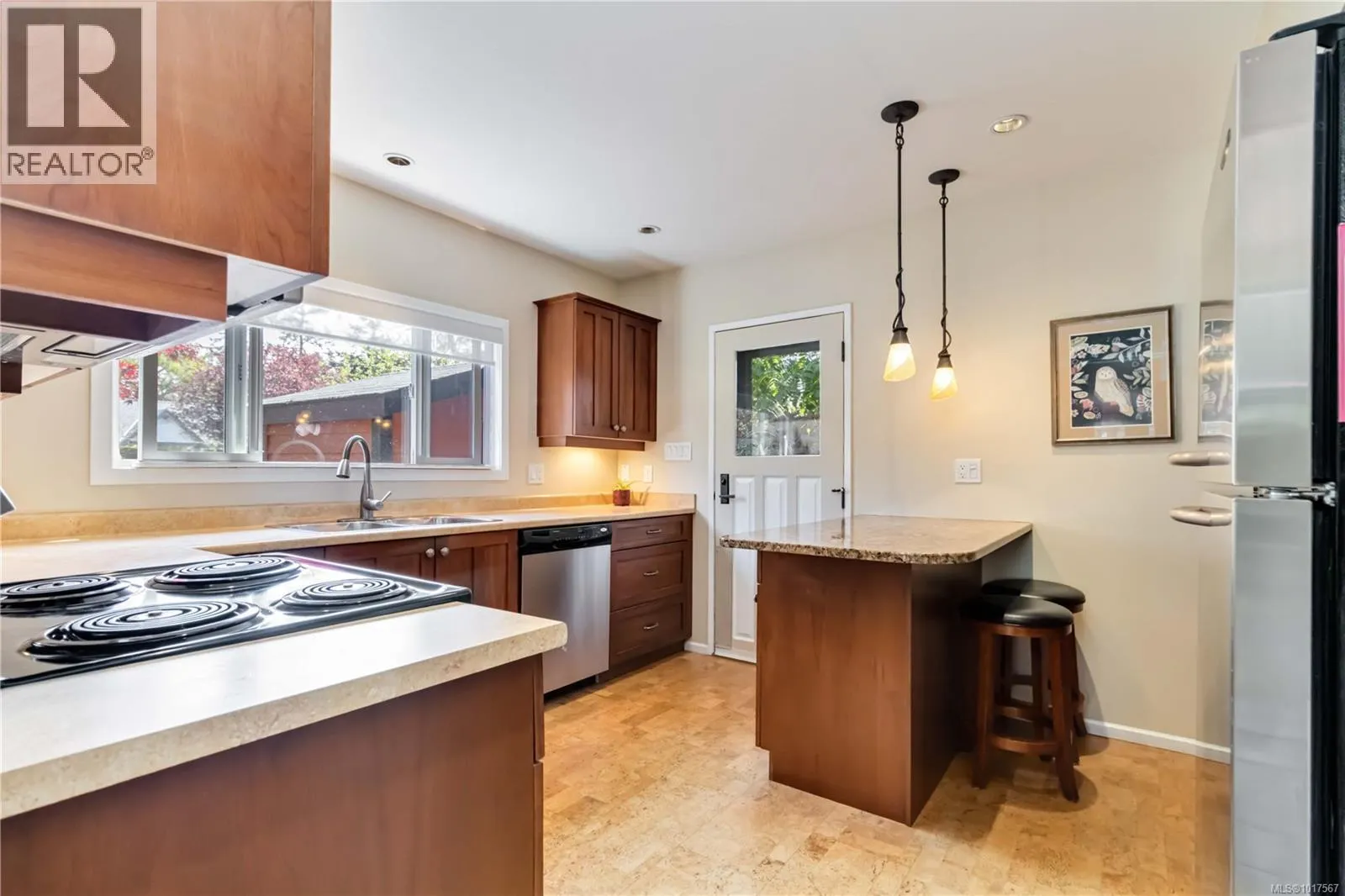 1727 Lillian Rd