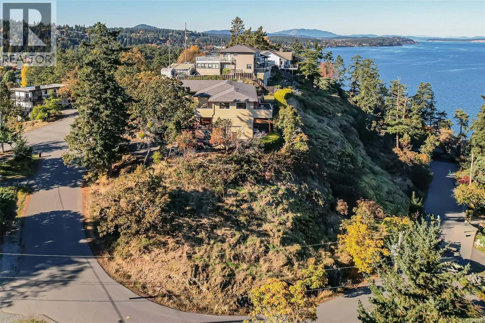 4727 Treetop Hts