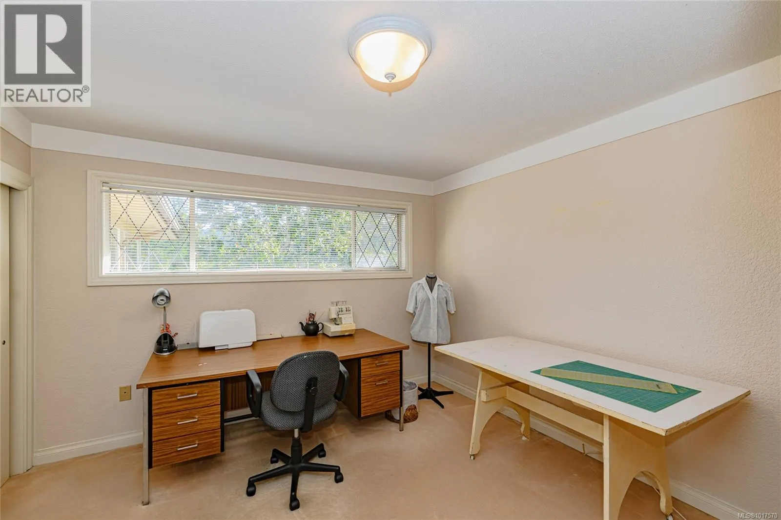 4727 Treetop Hts