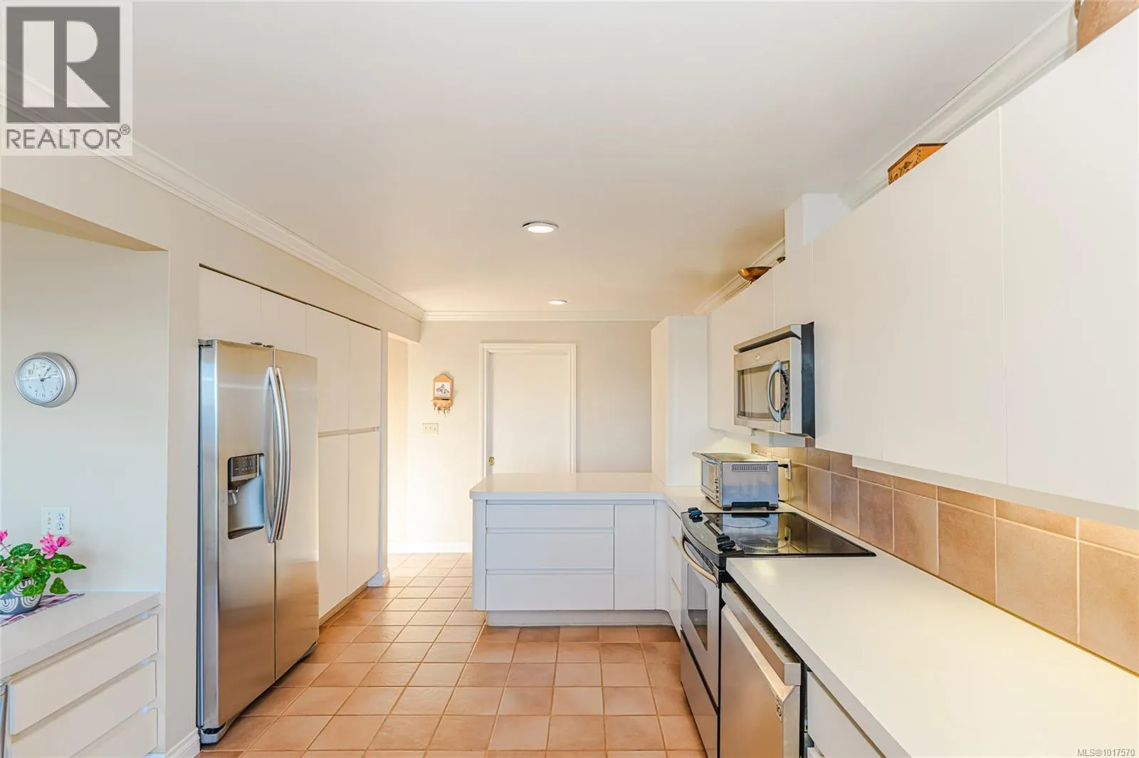 4727 Treetop Hts