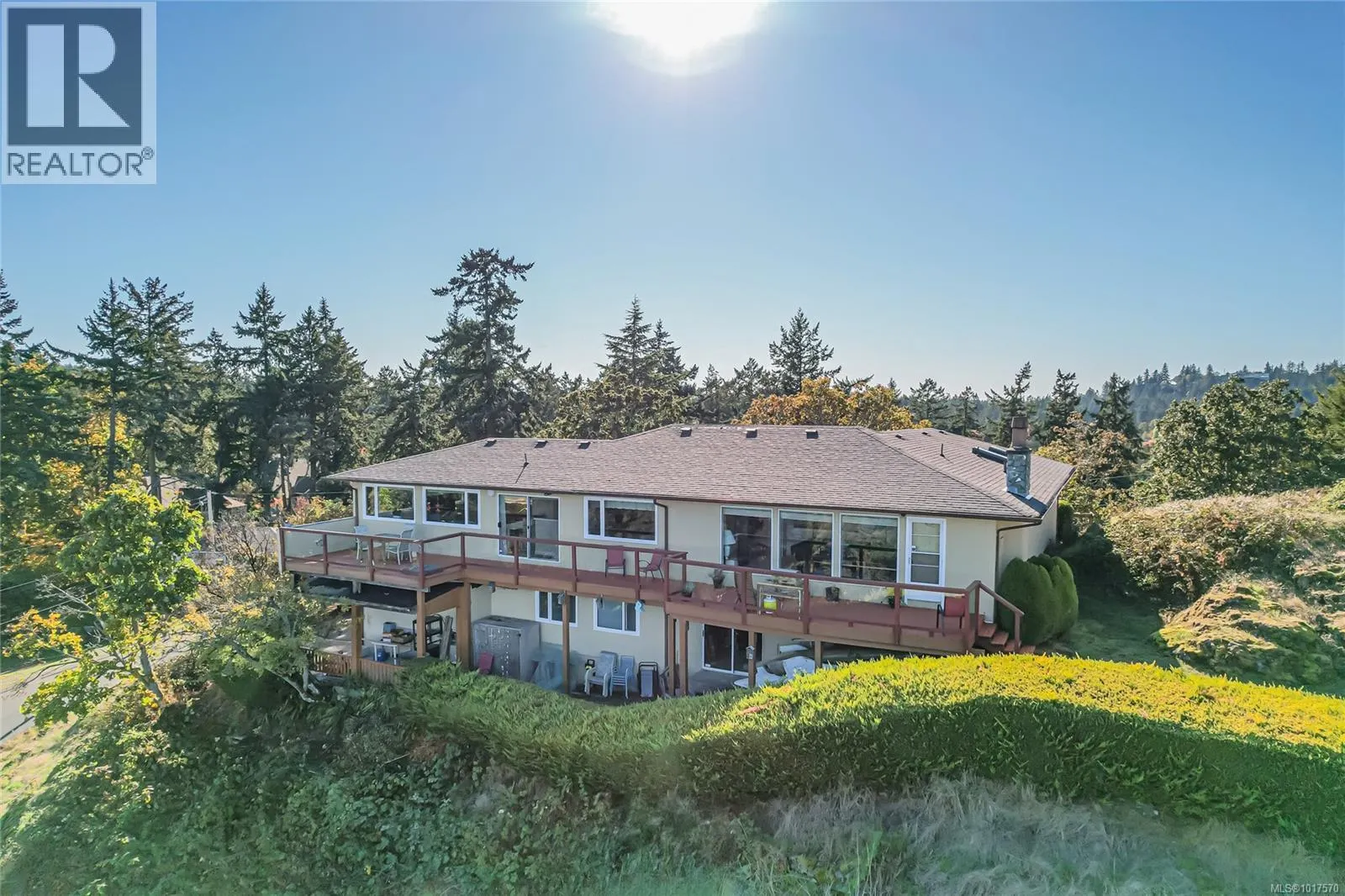 4727 Treetop Hts