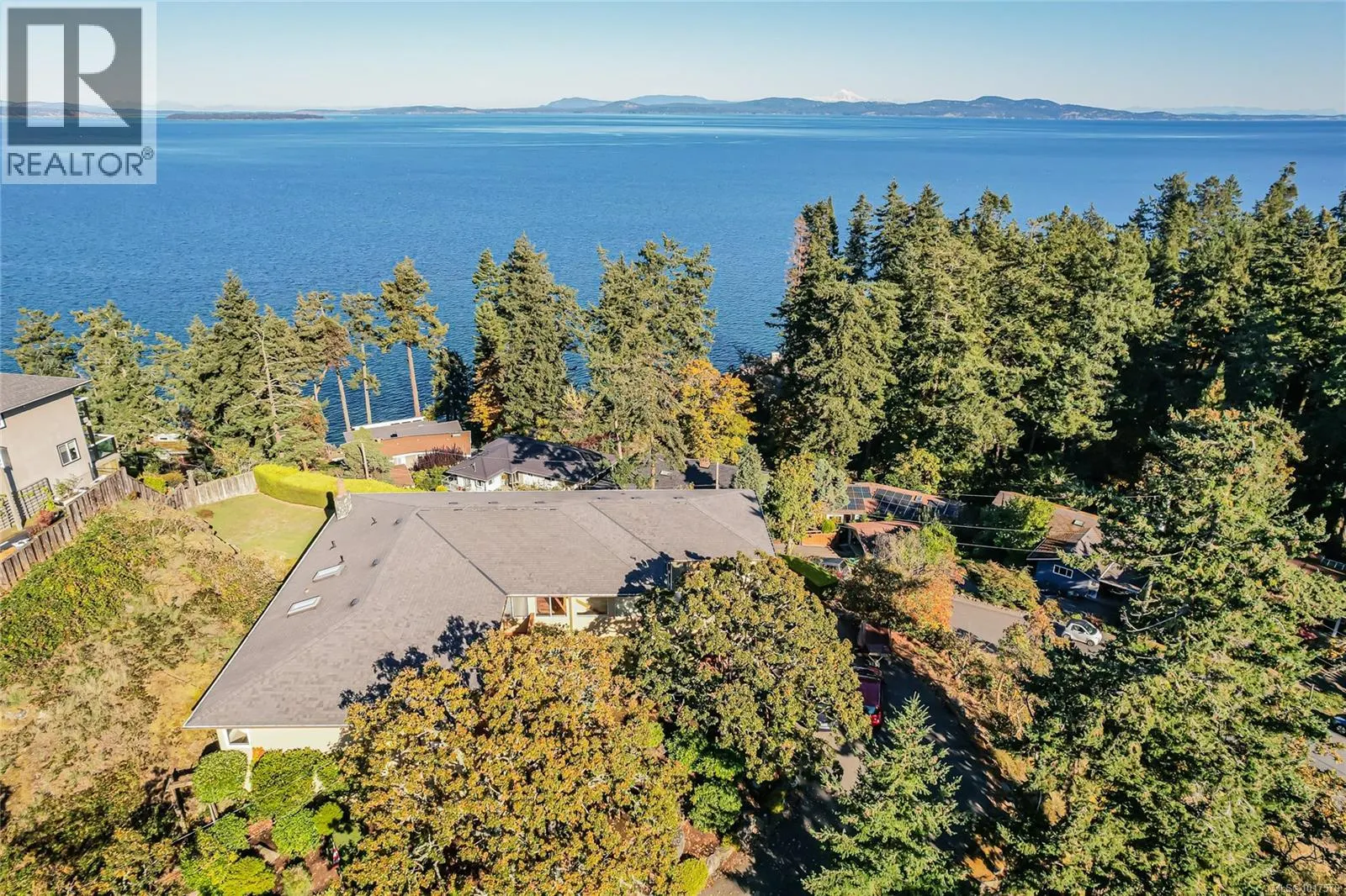 4727 Treetop Hts