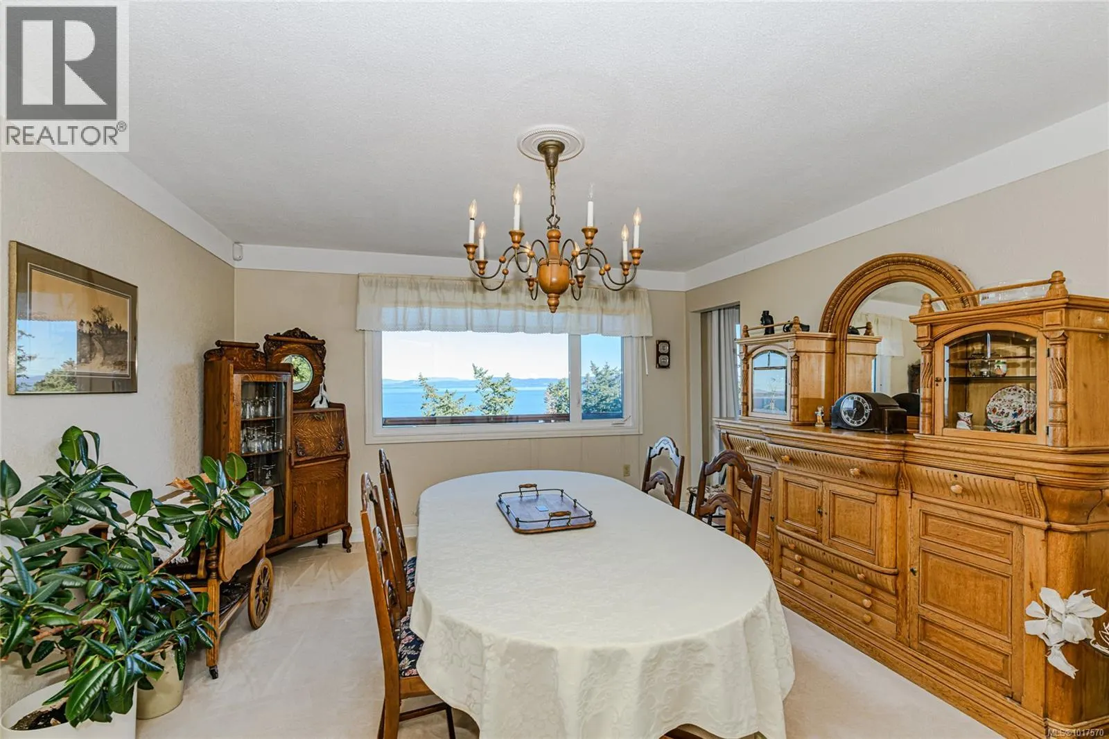 4727 Treetop Hts