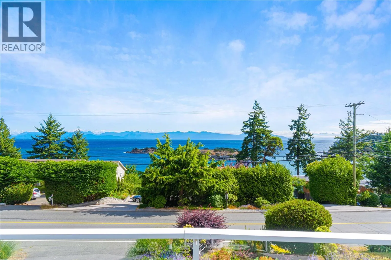 3817 Hammond Bay Rd