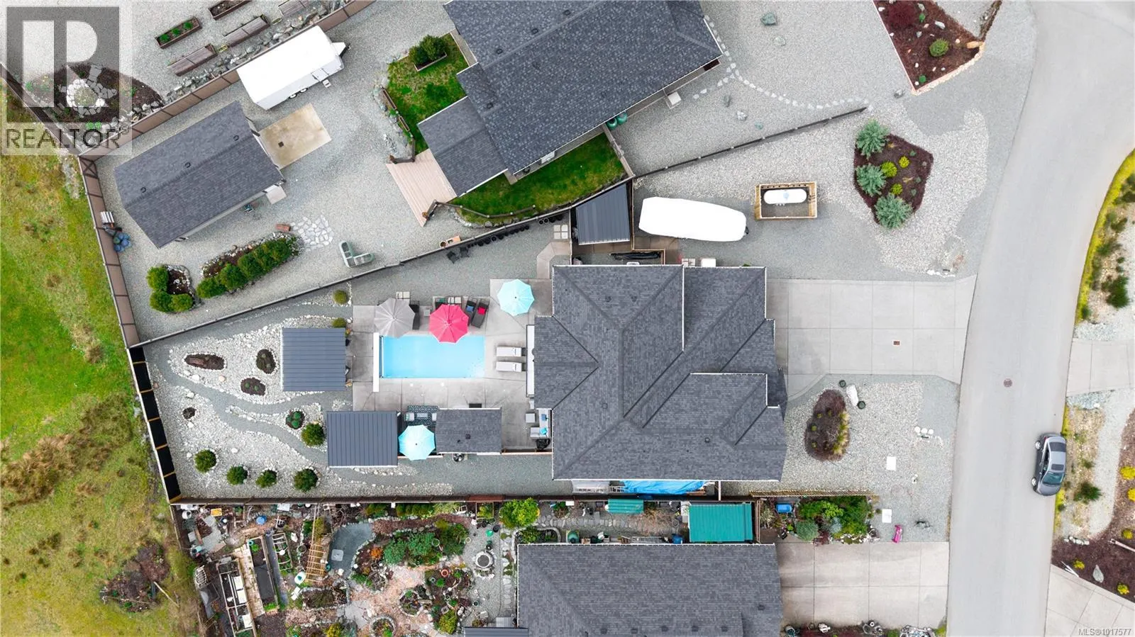 7267 Lakefront Dr