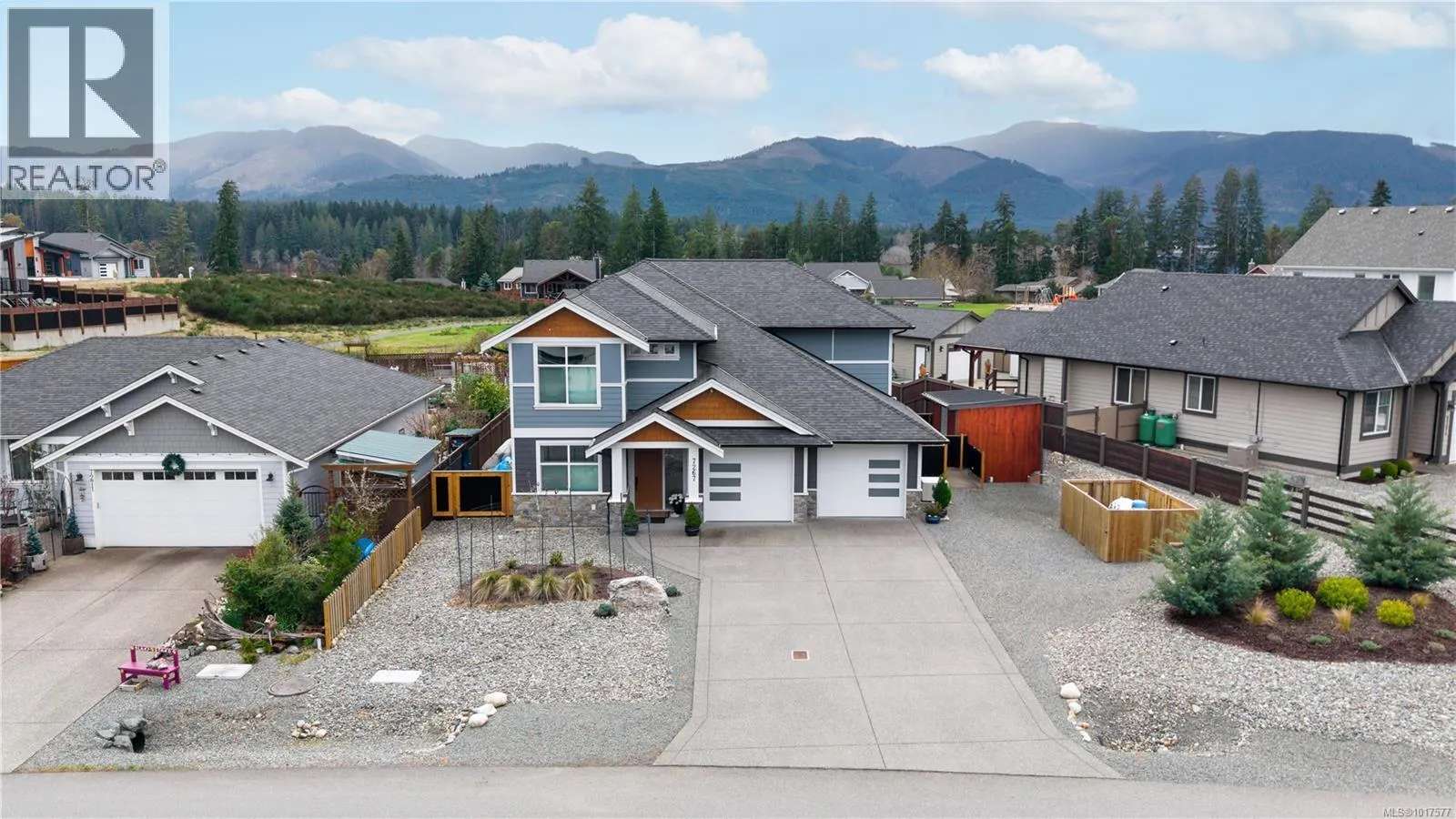 7267 Lakefront Dr