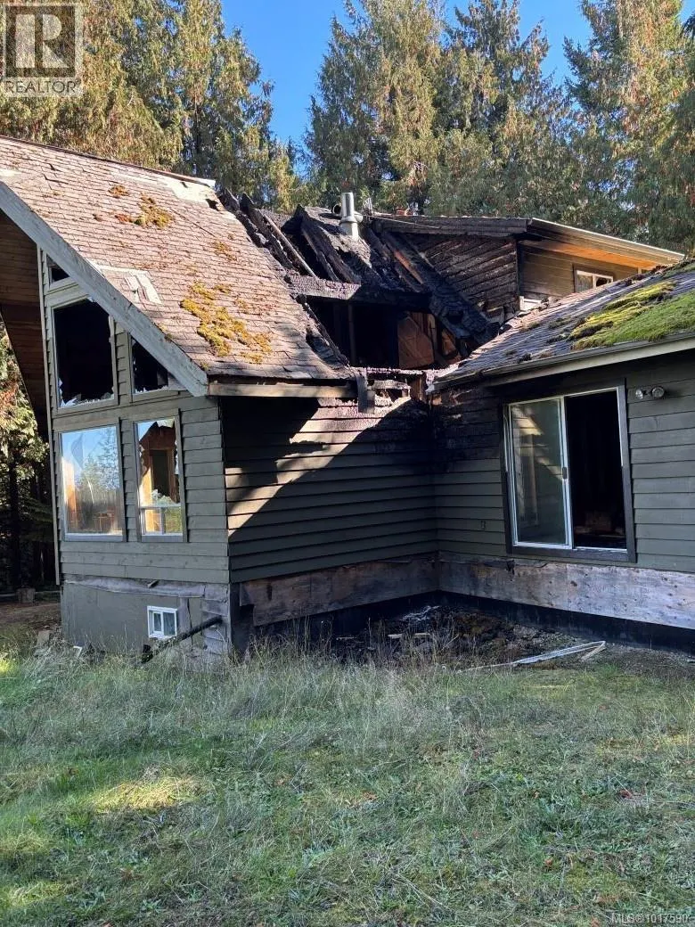 720 Spider Lake Rd