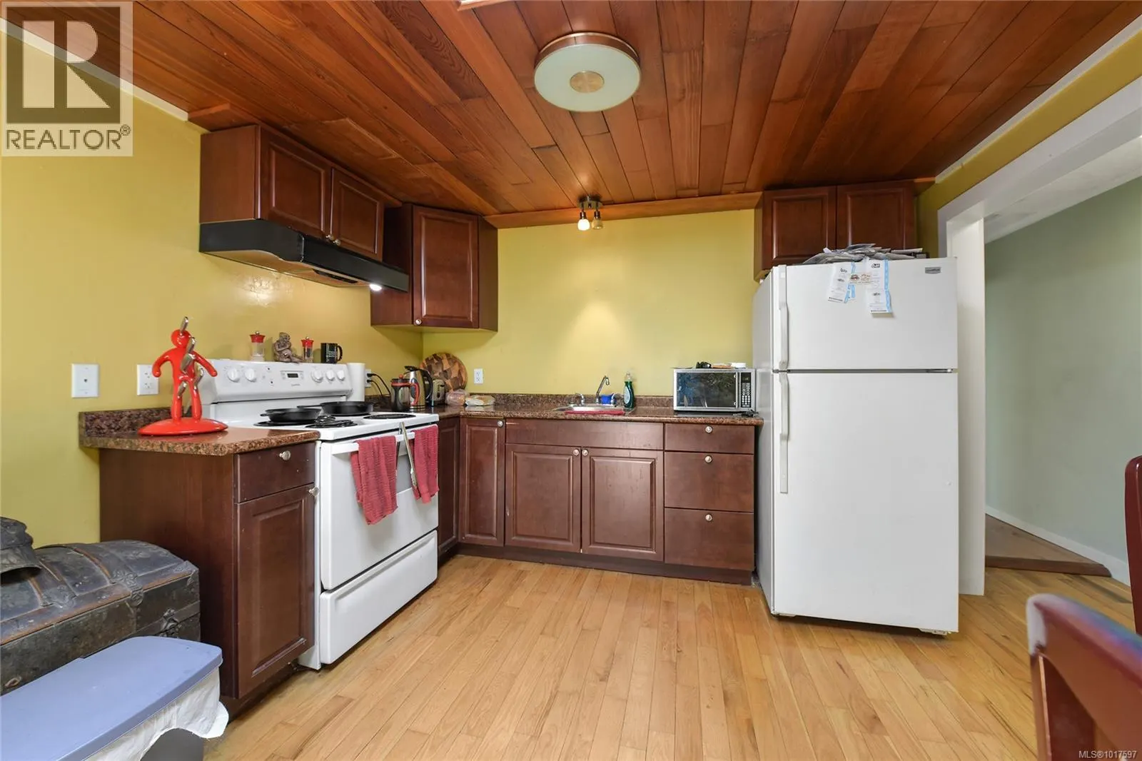 5440 SOOKE Rd