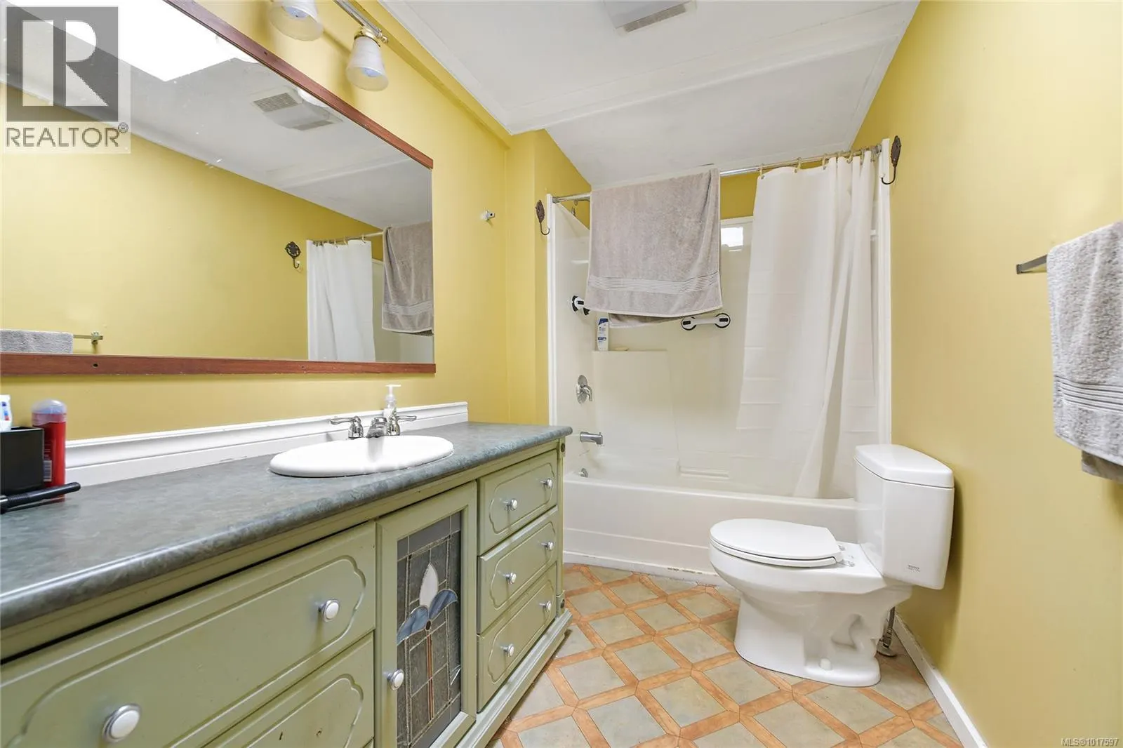 5440 SOOKE Rd
