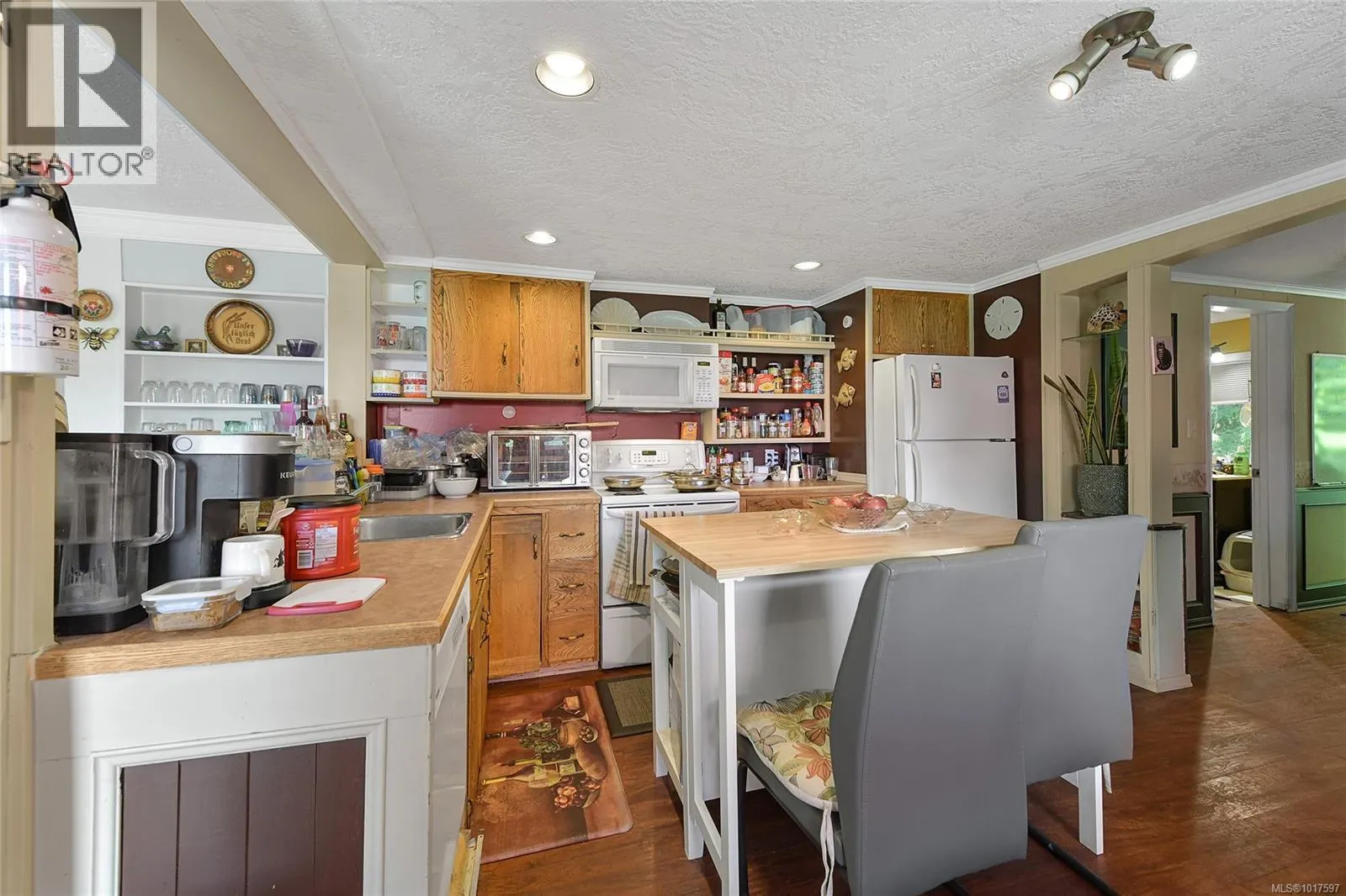 5440 SOOKE Rd