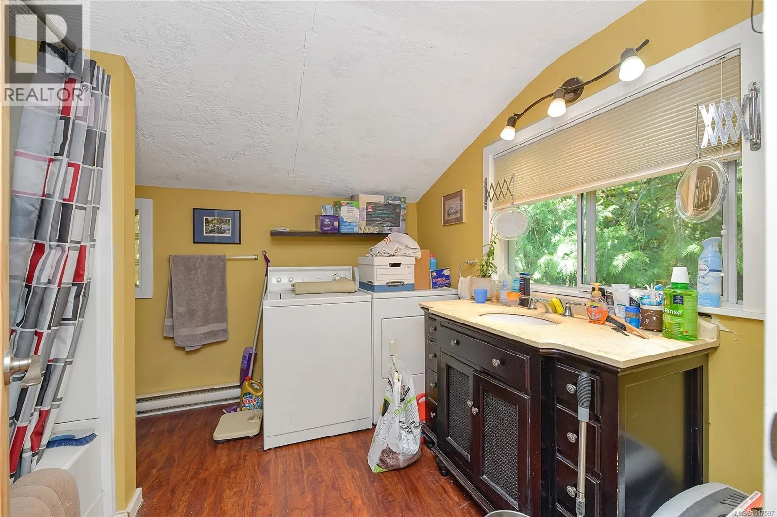 5440 SOOKE Rd