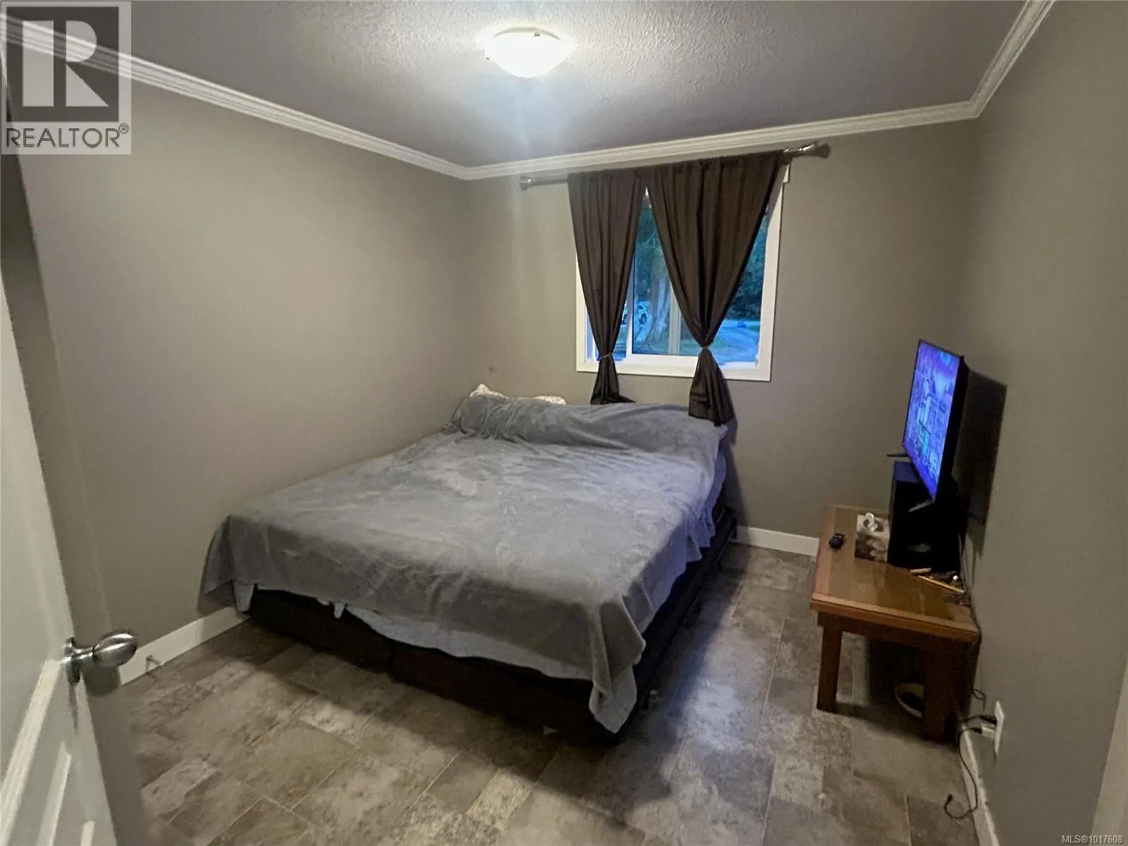 2550 Sooke River Rd