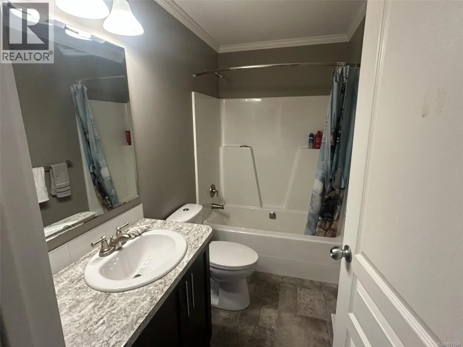 2550 Sooke River Rd